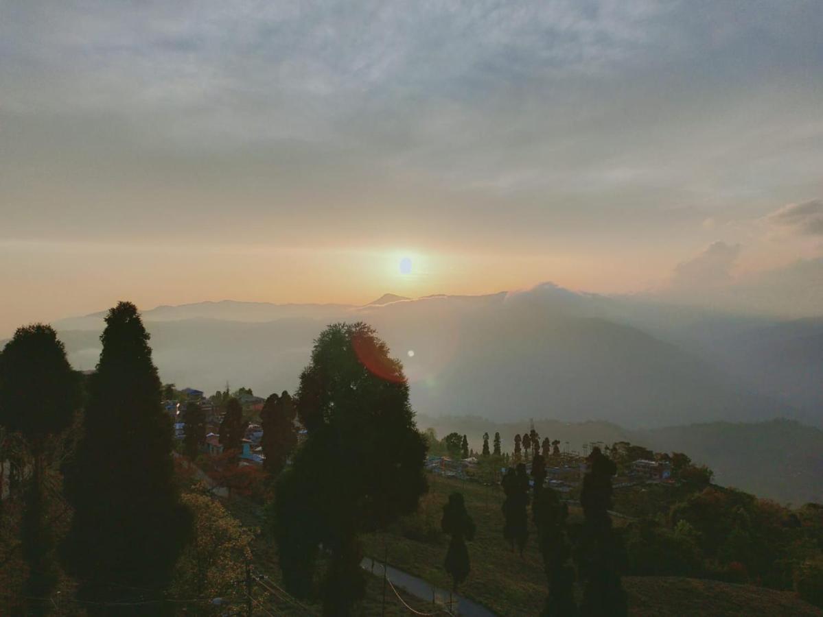 Swabhumi Homestay Kurseong Экстерьер фото