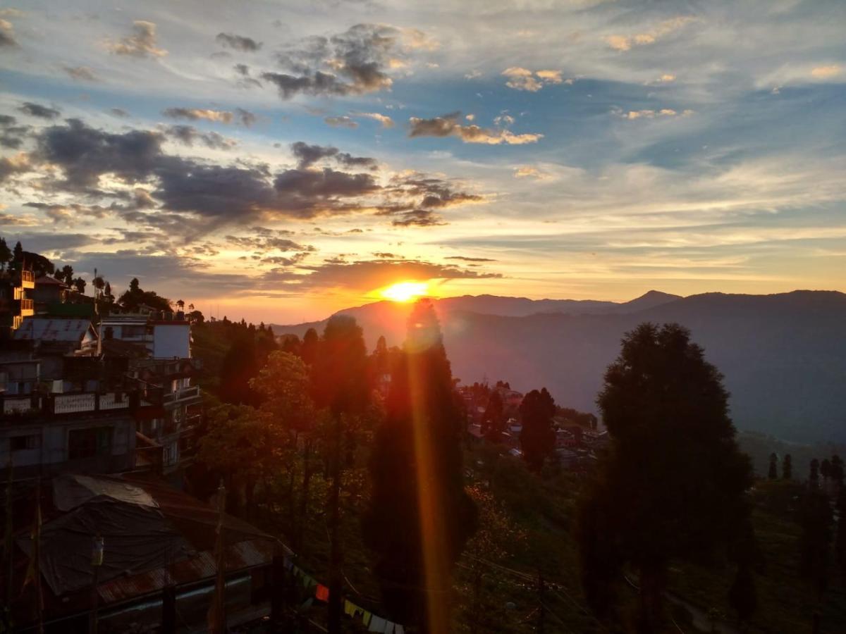 Swabhumi Homestay Kurseong Экстерьер фото